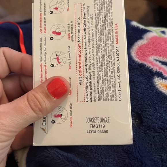 Concrete jungle new in box sealed color street. Htf retired set - Picture 3 of 3